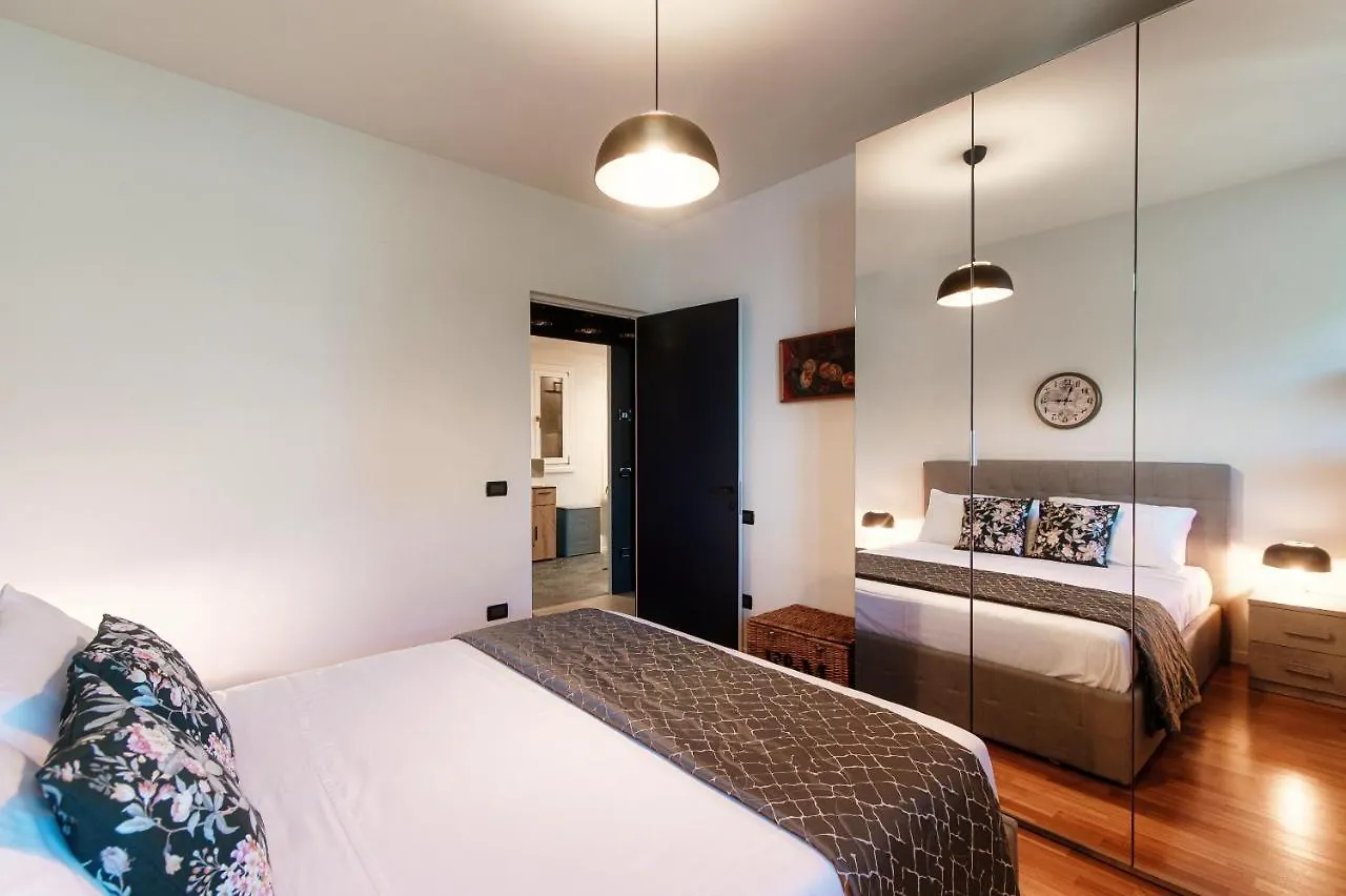 Apartment Blue Stay - By Myhomeincomo Faggeto Lario Italy