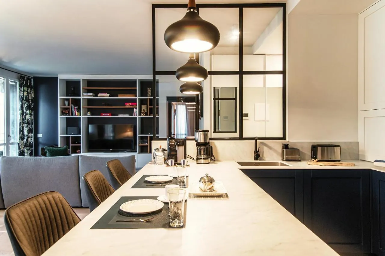 Blue Stay - By Myhomeincomo Faggeto Lario