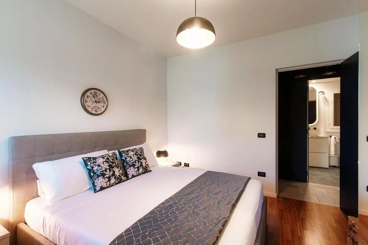Apartment Blue Stay - By Myhomeincomo Faggeto Lario
