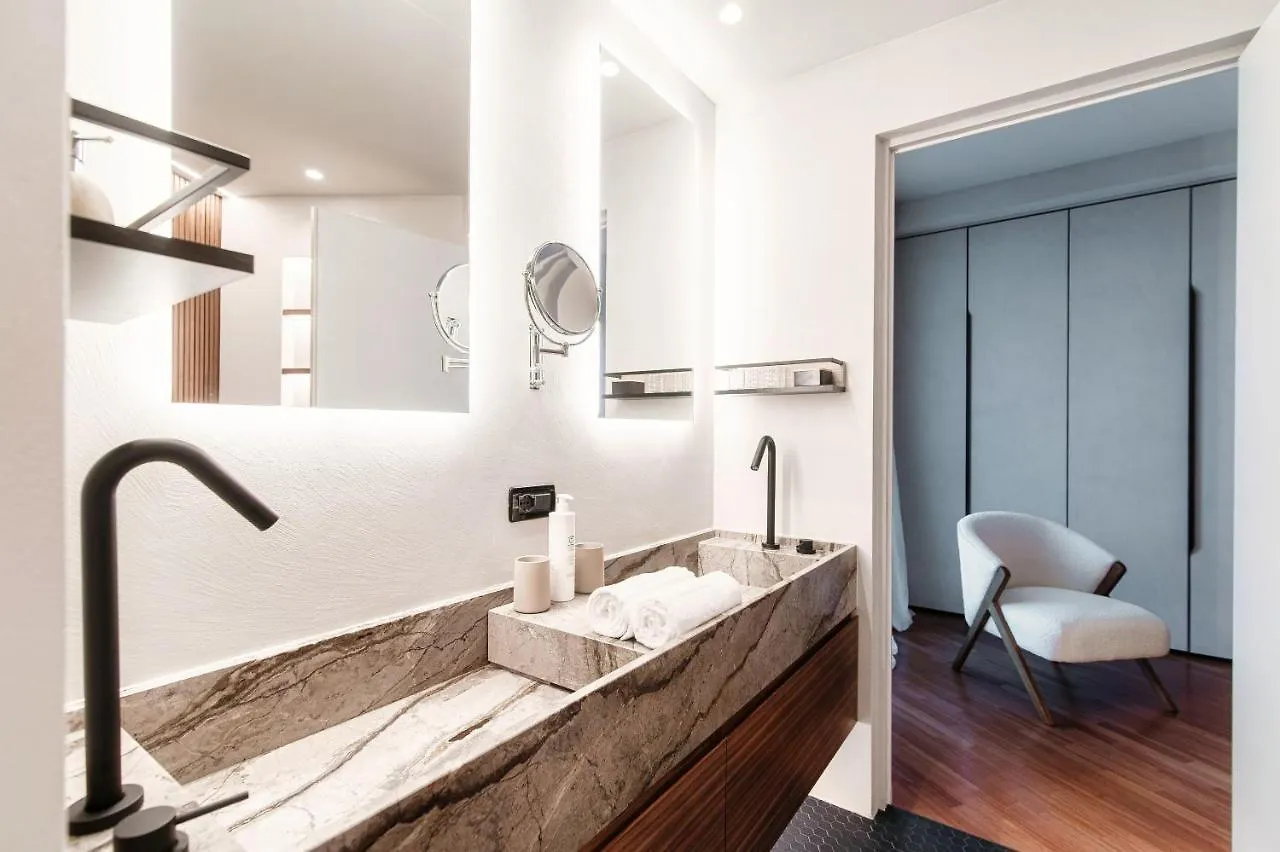 Blue Stay - By Myhomeincomo Faggeto Lario
